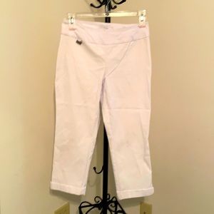 Womens white Peck & Peck capris size 10